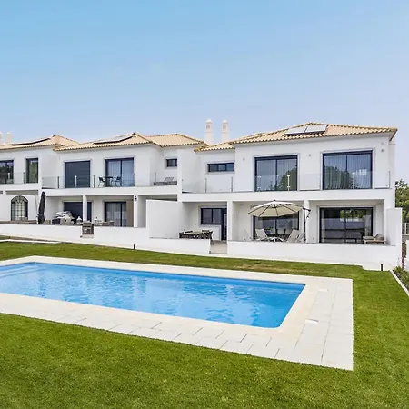 Ferienhaus Elegant With Pool By Homing *